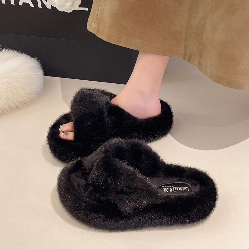 Thick-soled fluffy slippers for women to wear new autumn fashion plush shoes lazy wind cotton mop