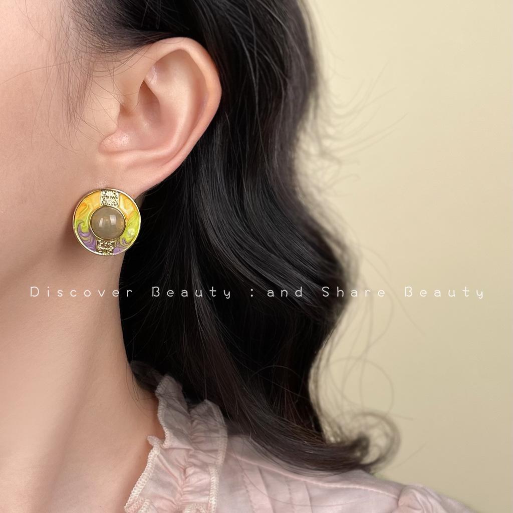 Französischer Ölmalerei-Stil Emaille Tropfenohrringe: Künstlerische Ohrstecker im Hofstil mit einem literarischen Retro-Flair.