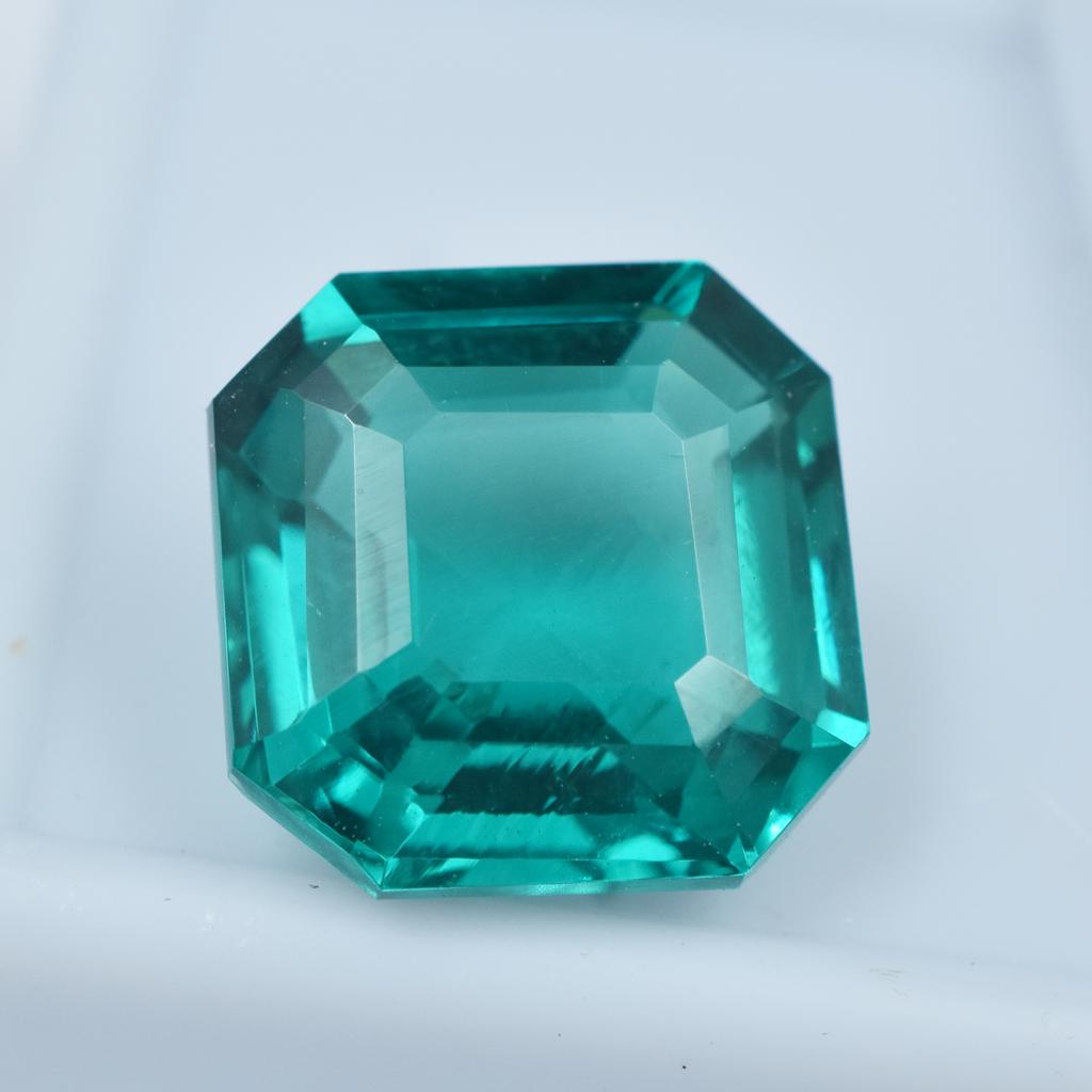Stunning   10.55 Ct Green Garnet Square Shape Loose Natural Gemstone