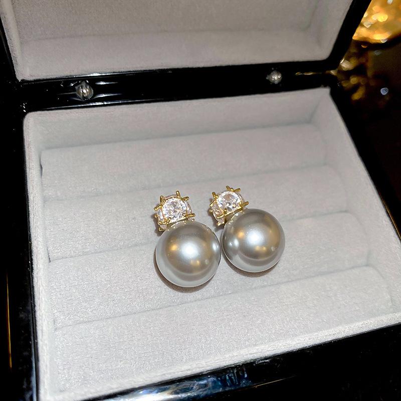 Square zircon pearl stud earrings French elegance versatile earrings light luxury earrings women