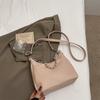 Large-capacity bag women's 2025 new summer versatile shoulder messenger bag casual niche chain dumpling bag