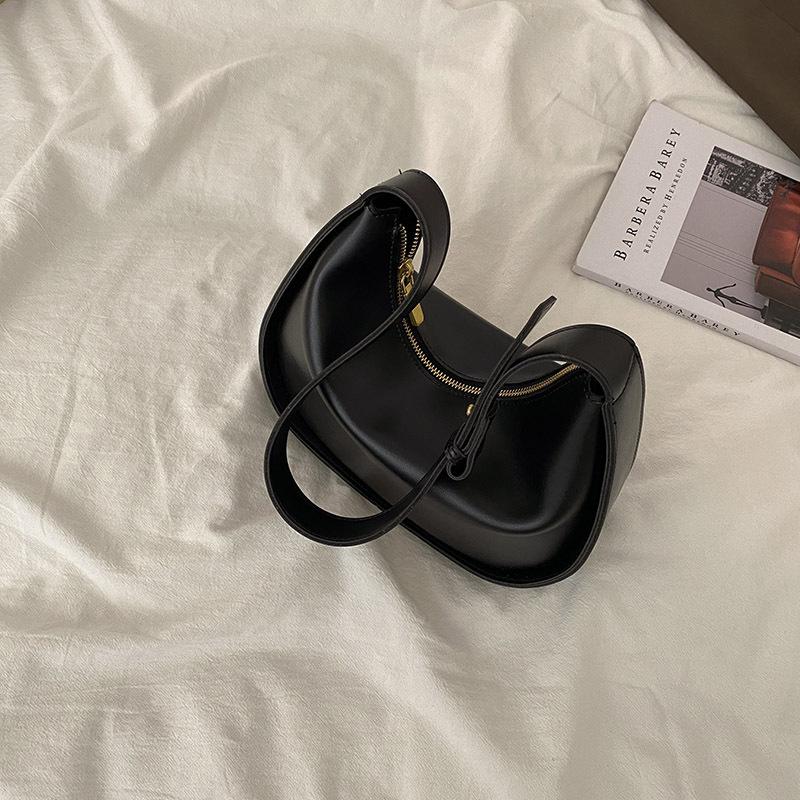 OEM customized retro saddle bag women's 2025 new Korean version underarm bag versatile shoulder bag light luxury