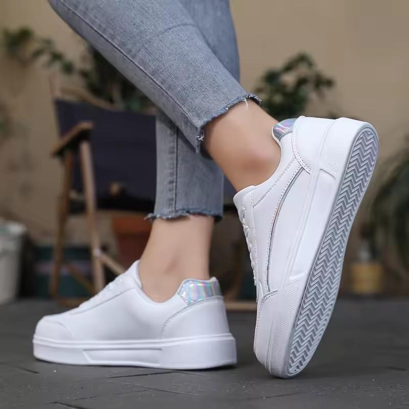 Women Breathable Sneakers Casual Classic Non-slip Small White Board Shoe High Quality Flats Shoes Women Walking Zapatillas Mujer