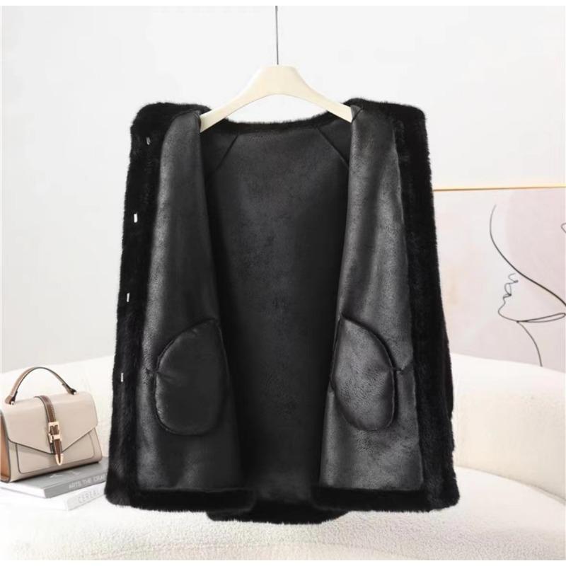 Autumn and Winter Women's Fur One-piece Faux Fur Hooded Mid-length Coat