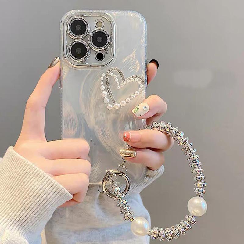 Pearl Heart iPhone Case for Women, Full Coverage with Drop Protection, Fits Apple 16/17 Pro Max, Includes Bracelet