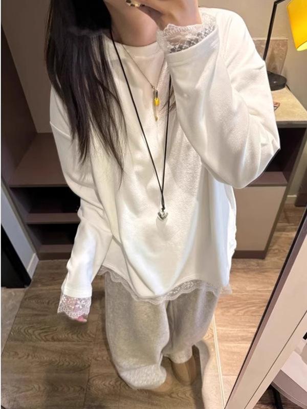 Weißes Damen-Langarmshirt mit Rundhalsausschnitt und Spitzenfutter – Herbst/Winter, figurbetont, mittellang, tragbarer Überwurf