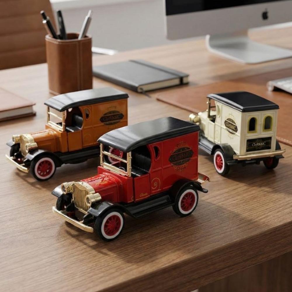 Classic Car Ford T Model 1:32 Die-cast Pull-Back (Option 3)
