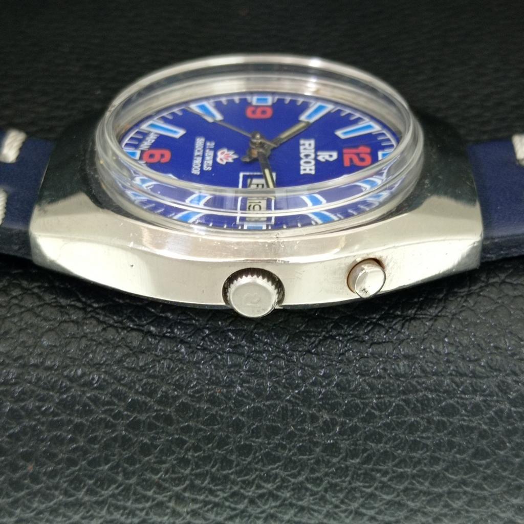 VINTAGE RICOH R31 AUTOMATIC JAPAN MENS BLUE COLOR DIAL WATCH a707692-1