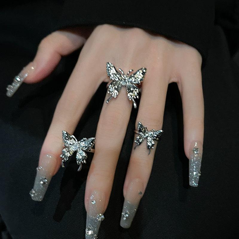 Romantic Liquid Metal Butterfly Ring for Women Elegant Irregular Pleated Texture Exquisite Punk Finger Rings Fashion Jewelry