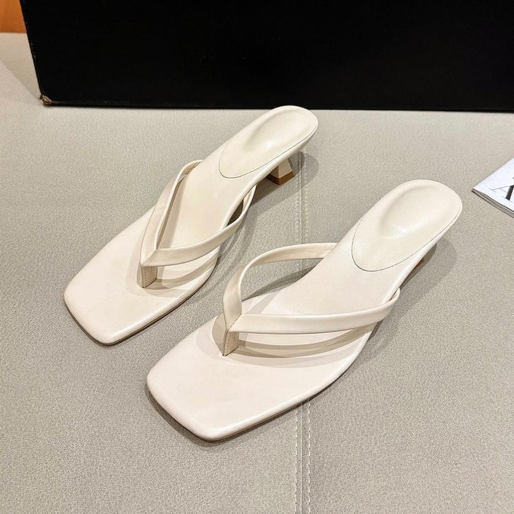 Square Toe Clip On Casual Beach Flip Flops for Women with Slim Heels and Sandals for Women