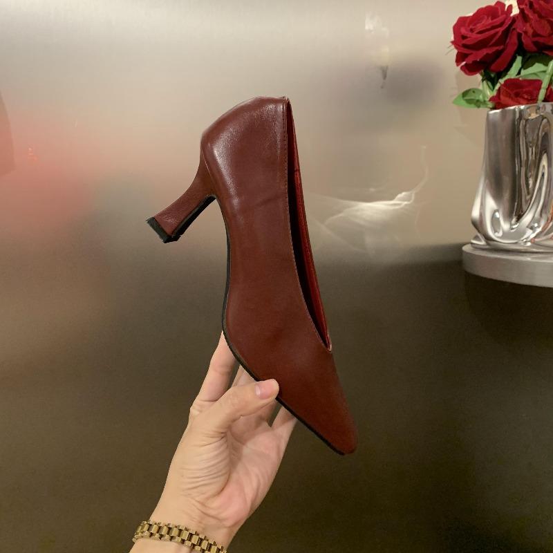 New Women Pointed Toes Loafer Fashion Shallow Mouth Ladies Elegant Casual Soft Sole Flats Shoes Women's Sweet Style Shoes