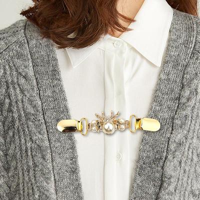 1PC Retro Strickjacke Clip Cape Schal Hemd Pullover Kragen Ente Clip Perle Strass Bluse Schnalle Kleidung Dekoration Brosche pin