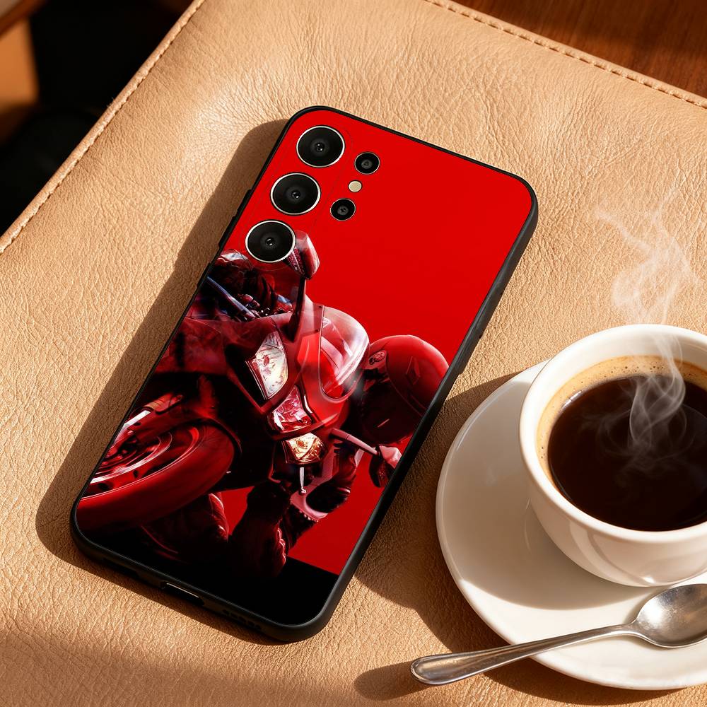 

Черно-красный M-Мотоцикл-660 Чехол для телефона для Samsung S26,S25,24,23,22,30,21,10,9,Ultra,Plus,Lite,Черный Мягкий Чехол Samsung S26Plus