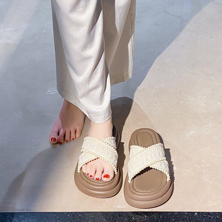 Fashion Thick-soled Small Fragrant One-word Slippers, Women's New Summer Wear French Small Sandals Beach Sandals in 2025