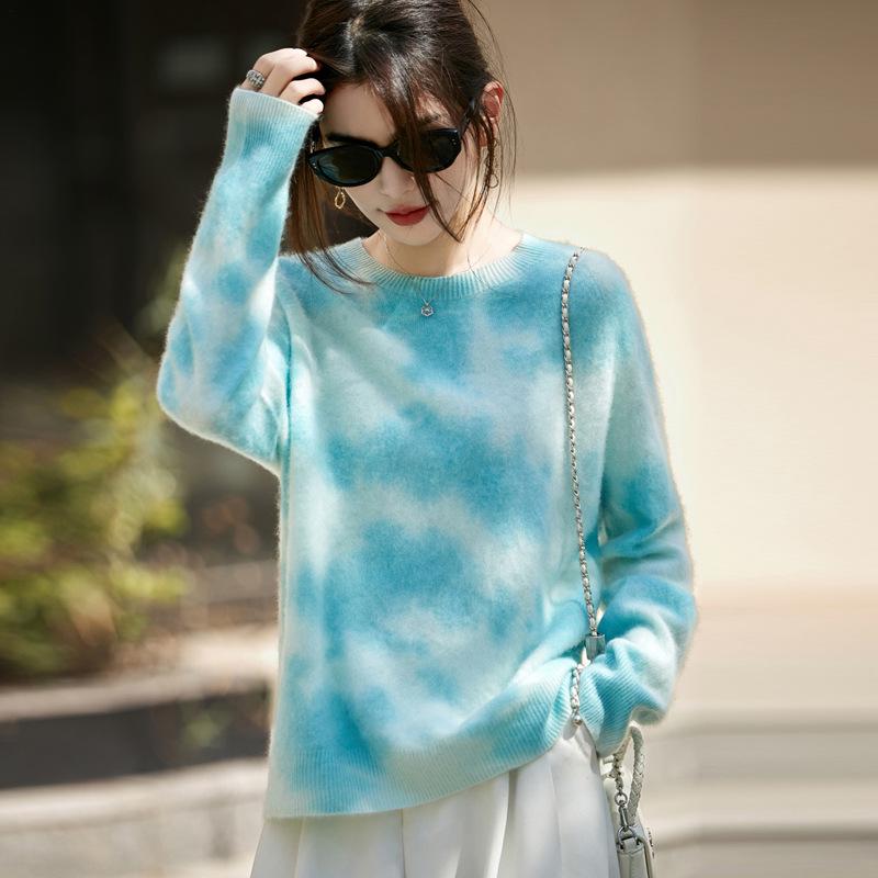 Retro Gradient Wool-Cashmere Women's Brushed Knit Sweater - Autumn/Winter Loose Long Sleeve Top