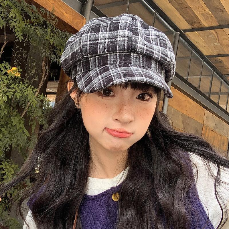 Plaid Octagonal Painter's Hat Women's Autumn and Winter Literary Retro Face Showing Small Cloud Hat Fashionable and Versatile Duck Beret