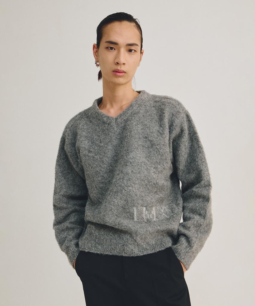 LMOOD Monte Brushed Alpaca Wool V-Neck Knit (2 Colors)