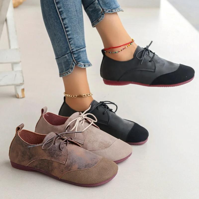 Women's Vintage Flat Bottom Casual Shoes Plus Size Versatile Soft Leather Flats Oxfords Woman Lace-up Soft-soled Casual Sneakers