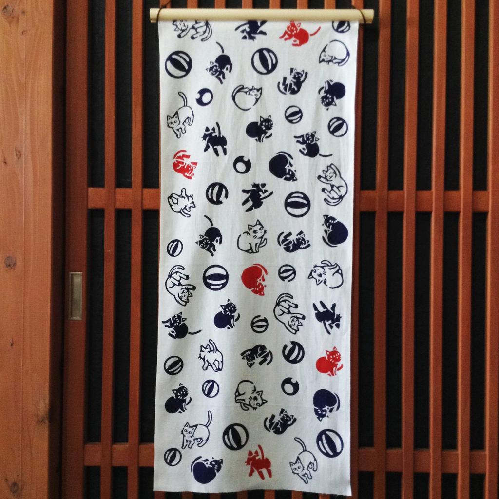 Edoten Tenugui Hand Chusen with Made in Original Onion Design Towel, (Dyed Niwa-zome) - 100% Cotton, Japan, (White)