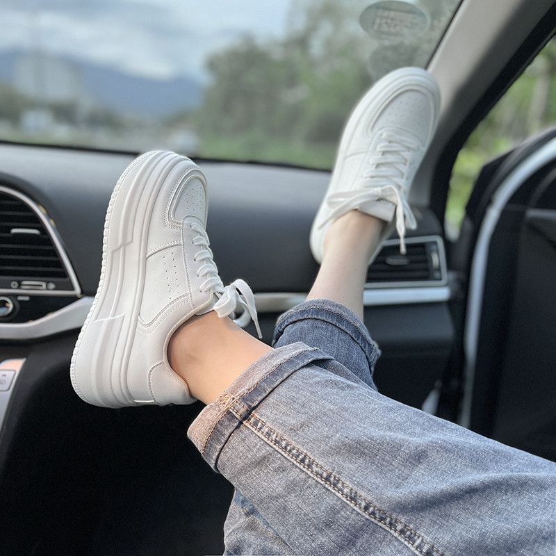 New spring and summer popular little white shoes women's ins tide thick-soled muffin shoes heightening versatile sports and leisure board shoes
