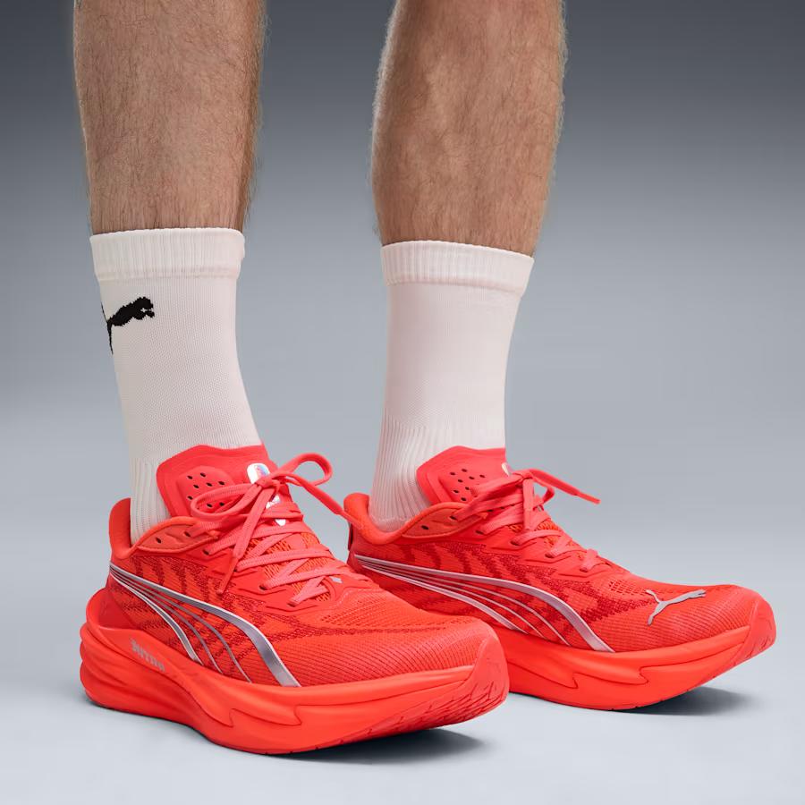 312123-19 Puma Deviate Nitro 4 "Ultra Red/PUMA Silver" (Men's)