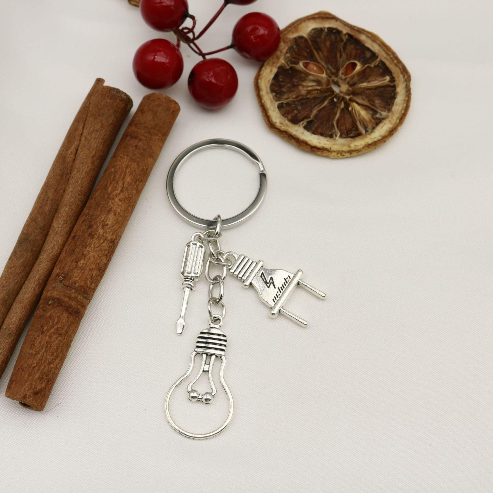 Zinc Alloy Screwdriver Light Bulb Pendant Keychain - Electrician Gift Accessories