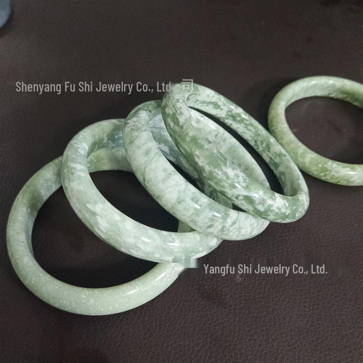 Xiuyu Jade Bracelet Live Exhibition 60-61mm