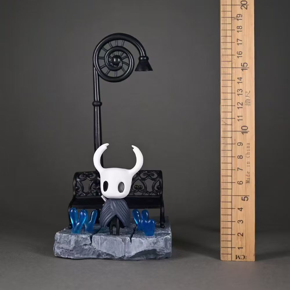 

High-quality ghost hollow knight Table setting Streetlight Knight 2D Miniature Figure Decoration Piece Hue Case dragon ballz figurine