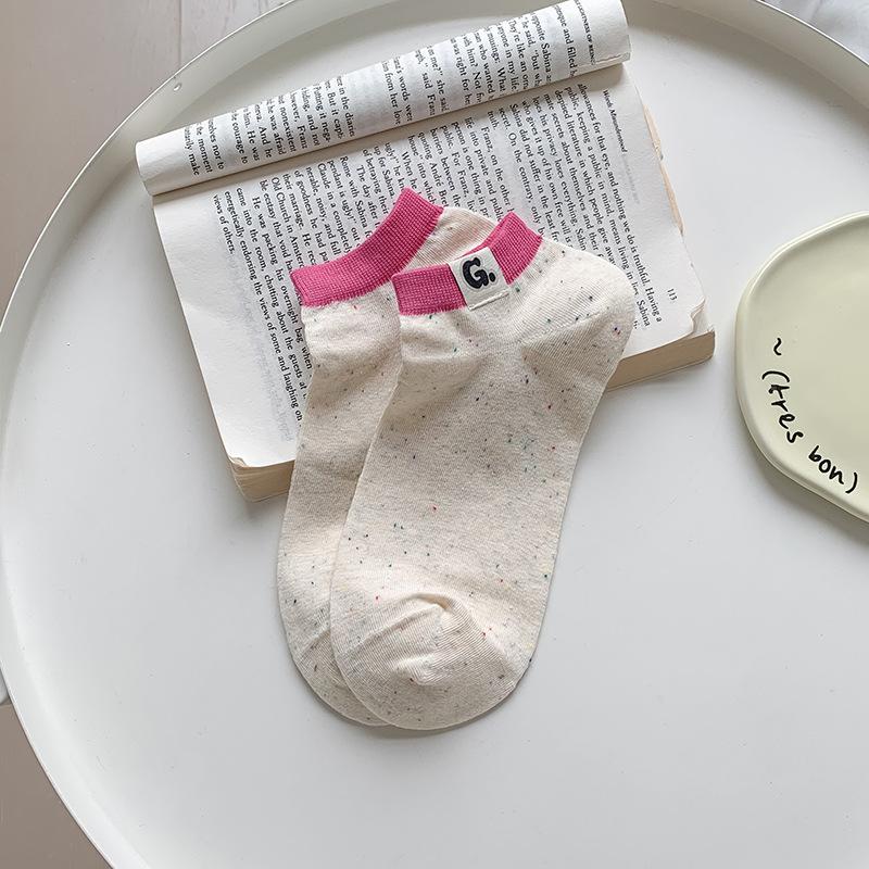 

Женские летние тонкие носки-гольфы конфетных цветов с контрастной расцветкой и тканевой нашивкой с буквенным принтом, полые сетчатые дышащие 1 pair розы красного