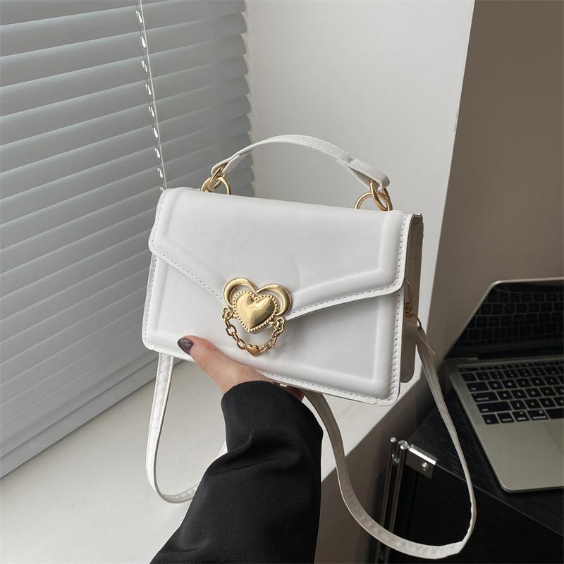 Trendy chain small square bag, Korean version, simple and fashionable, crossbody bag, shoulder bag, women's bag, casual and versatile