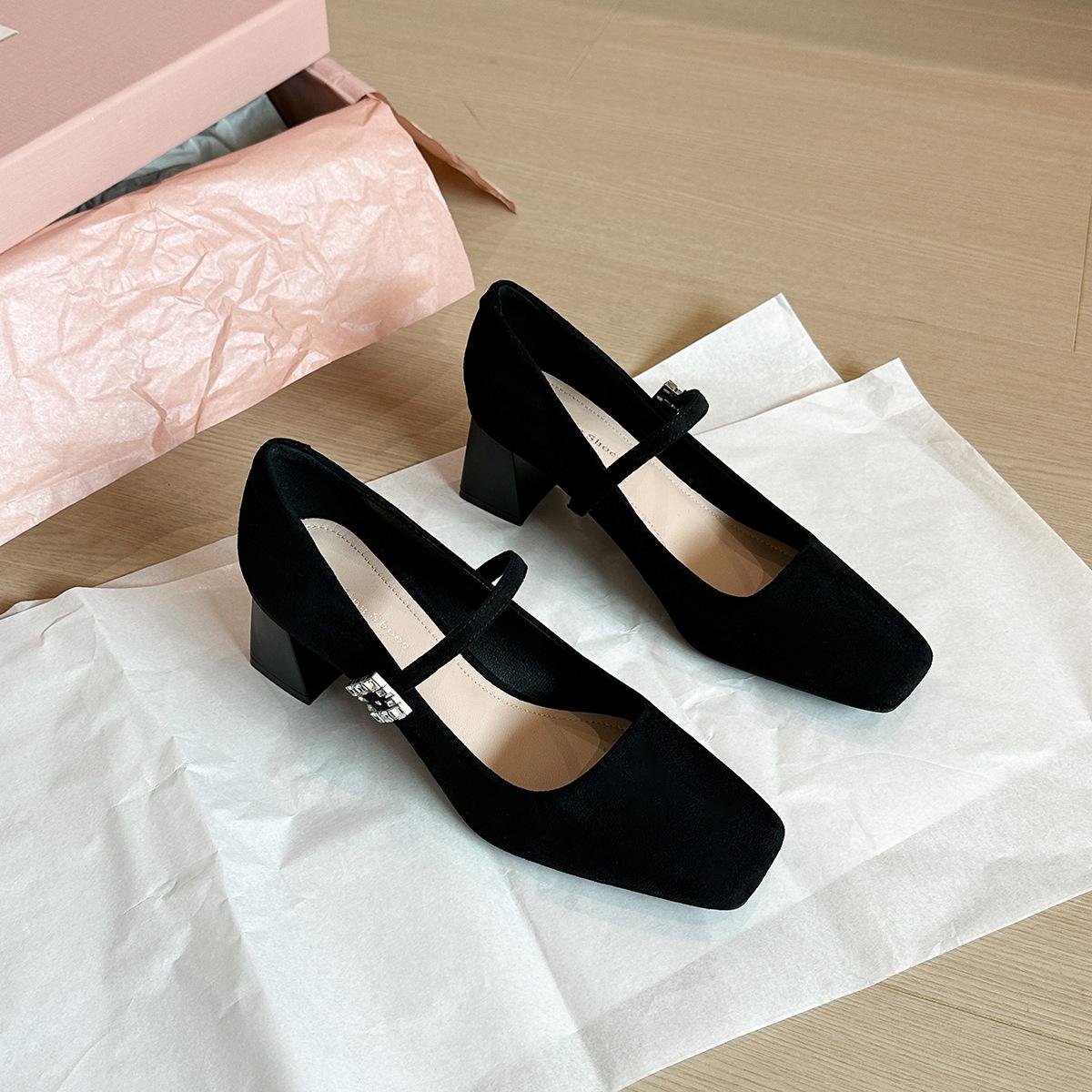 

3337-60 one-word with square head thick heel Mary Jane single shoes niche new metal buckle with middle heel shoes commuter shoes 35 чёрный