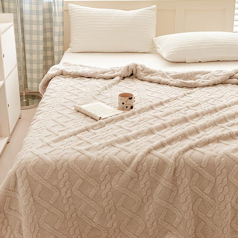 Fleece Throw Blanket Soft Warm Fluffy Sofa Bed Blanket Light Cozy Microfiber Office Nap Blanket