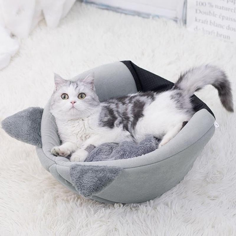 Amber Gray Cat House Size M