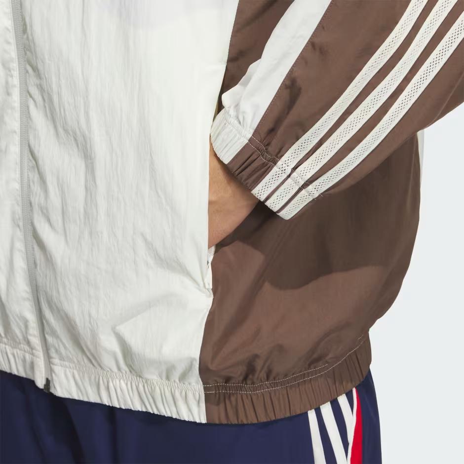 Adidas Originals X Disney Collaboration Trefoil Series Sports Casual Zip-Up Stand Collar Loose Jacket Men Jackets KG6692