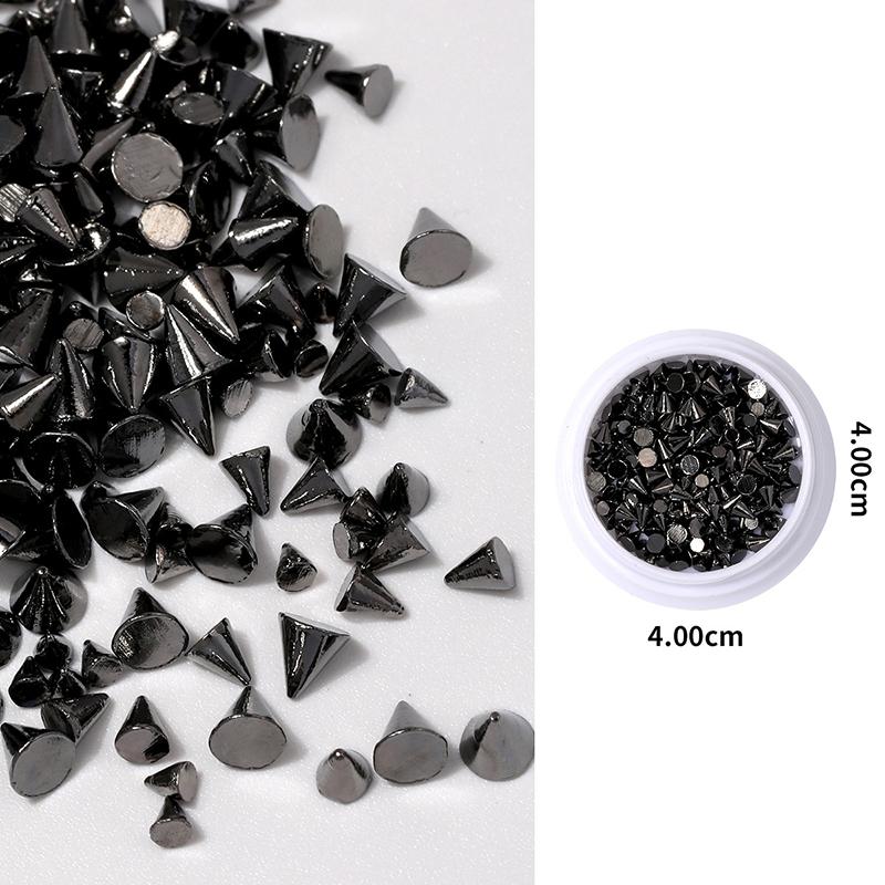 1000 Peças Charms de Manicure Retrô Punk Metal Rebite Charms de Unha 3D Cone Studs de Nail Art Acessórios de Decoração de Unhas de Liga Elegante