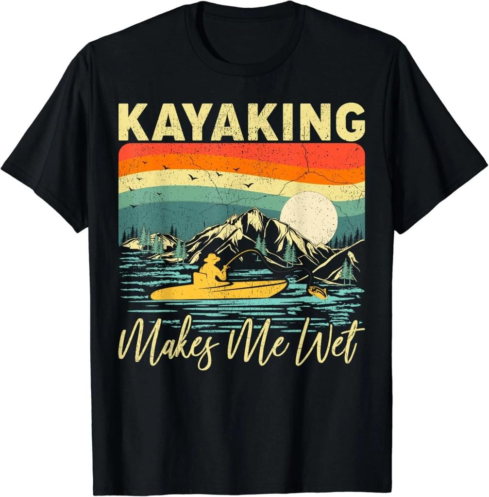 Boating Lake Vintage Sunset Kayaking Makes Me Wet Gift Unisex T-Shirt