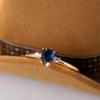 Wish Gold Drop-shaped Blue and White Diamond Ring Simple and Compact Temperament