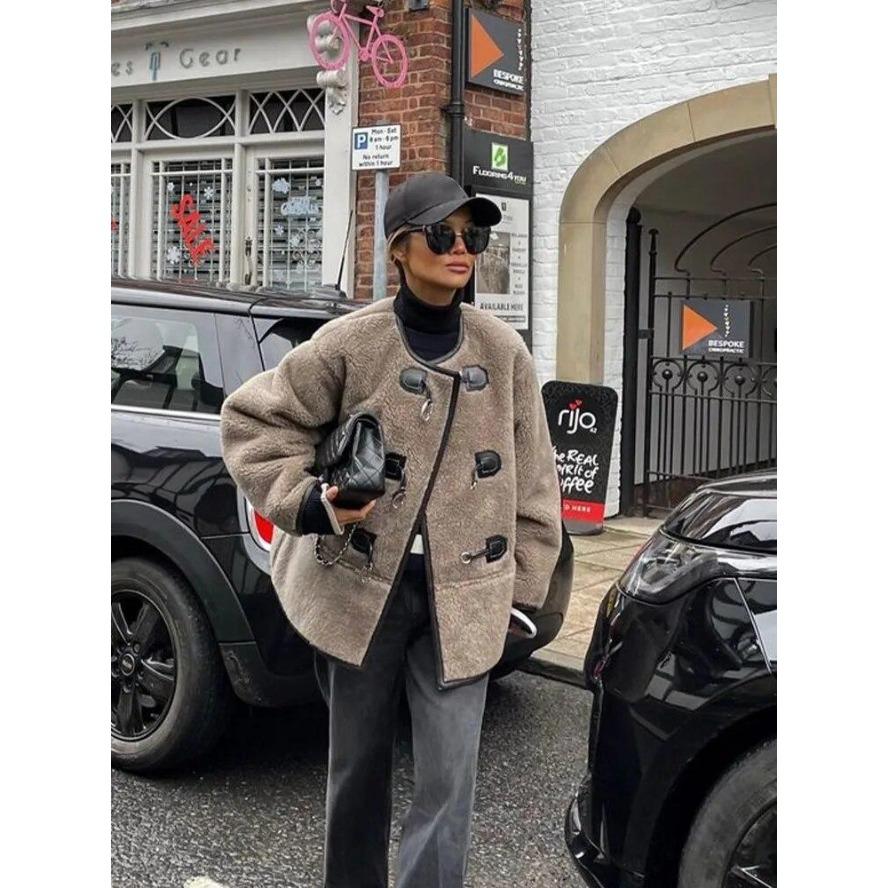 Fur Winter Thick Jackets For Women Elegant Long Sleeve Single Button Female Coat Flecce O-neck Casual Lady Panelled Overcoat