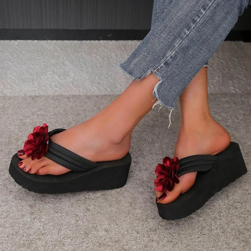 Fashion 2024 High Quality Shoes for Women Flip Flops Women's Slippers Fashion Floral Beach Slippers Women New Round Toe Wedge Slippers