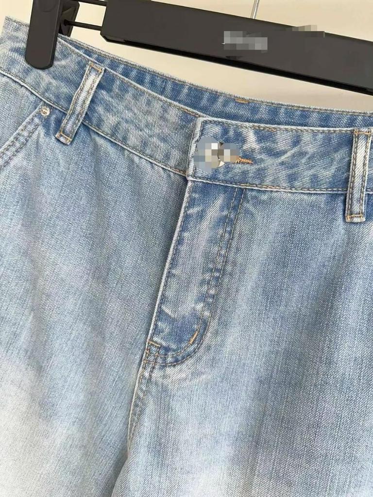 Luo Family Women's Heat-Sealed Logo Straight-Leg Washed Jeans