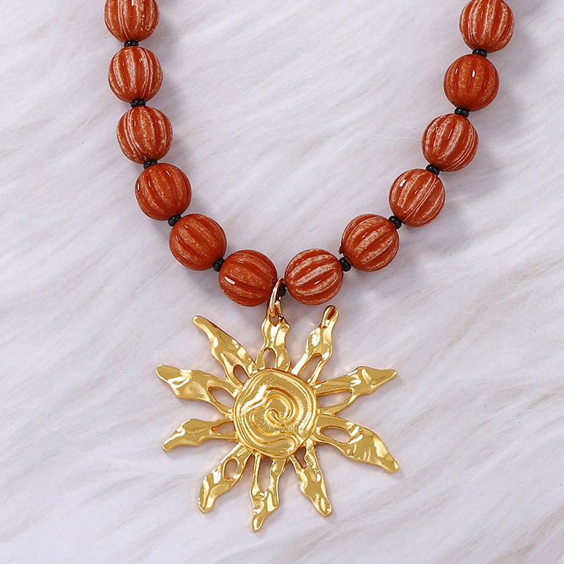 New Vintage Metal Sun Flower Pendant Necklaces Handmaed Beaded Choker Necklace For Women Holiday Party Jewelry Gifts
