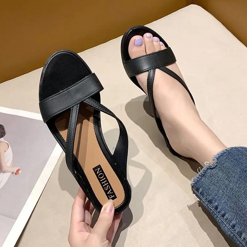 Fashion Woman Slippers Height Wedge Heel Open Toe Slides On Beach Green Outside Sandals Shoes for Women Small Size Luxury Designer G F Y