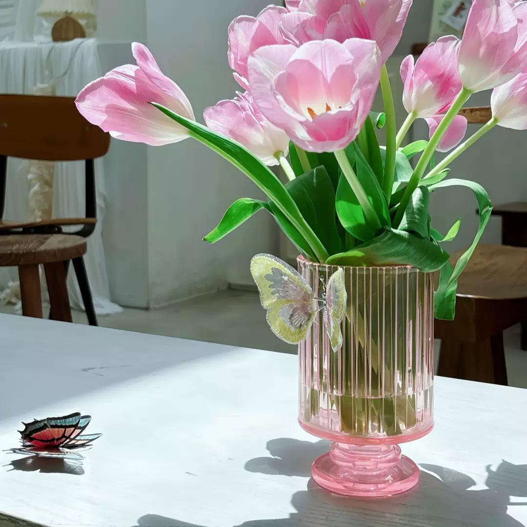 

Французская ваза-бабочка: Аромадиффузор и подсвечник для изысканных цветочных композиций