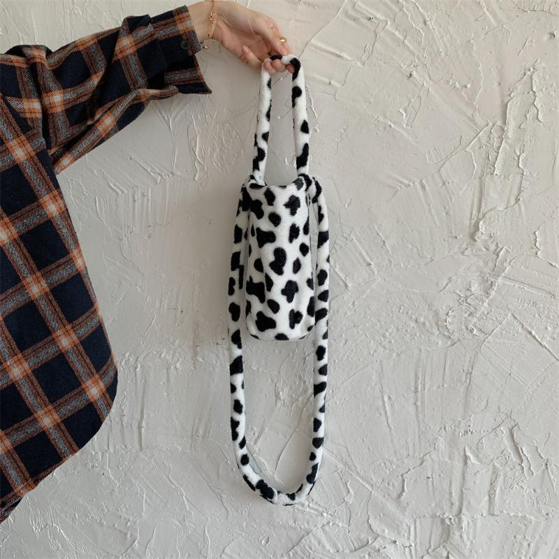 

Зимняя новинка, плюшевая сумка-мессенджер для бутылки с водой с защитой от ожогов, с милым коровьим принтом, для студентов