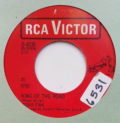 7-Zoll Schallplatte MICKIE FINN - King Of The Road / Mickie Finn Them D4038 RCA Kanada Rock Gebraucht
