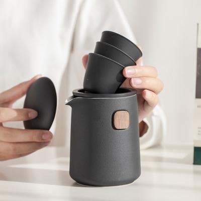 Tragbares Reise-Keramik-Teeservice Schnelle Teetasse Ein Topf Drei Tassen Teebereiter