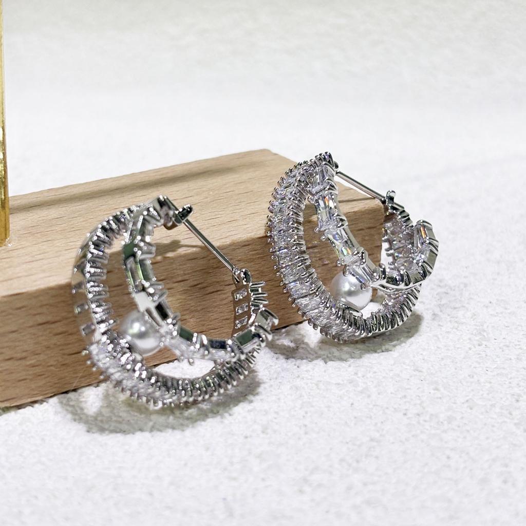 Heart Necklace Women's High Jewelry Set Luxury Pearl Necklace Earrings Ring Bracelet Suitable for Wedding Gifts