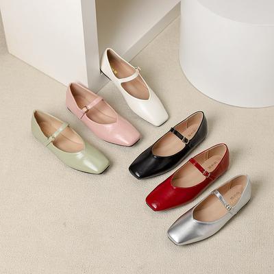 Παπούτσια με τακούνια