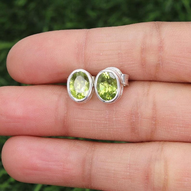 Solid 925 Sterling Silver Peridot Oval Gemstone Stud Earring Gift For Her Minimalist Earrings