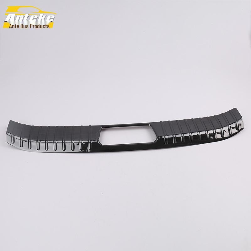 19 CS15 Rear Guard & Tailgate Bumper Pedal Accessory